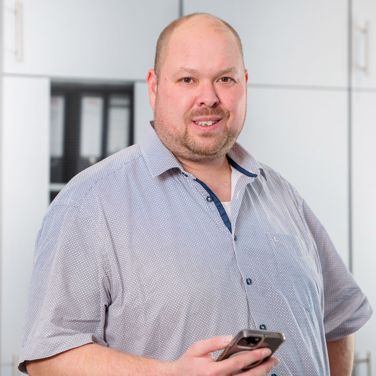 Portraitfoto von Daniel Sollgan